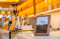 Songzhuju · Coffee and Tea Holiday Villa · Designer Garden - bar