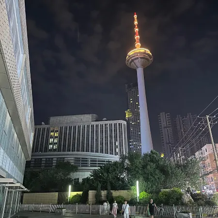 moon hotel