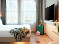 Moxy the Hague Hotels in Hague