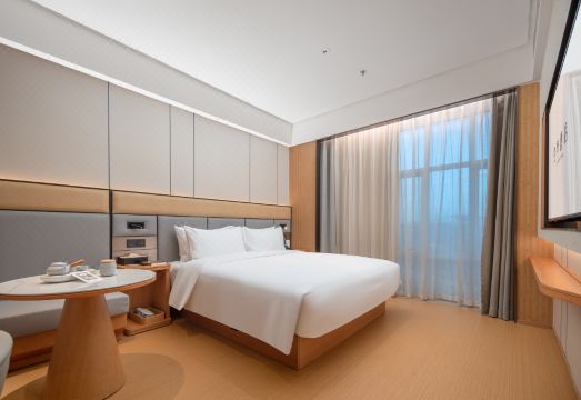 JI 호텔 외관 및 로비 전경