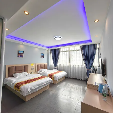 Lijun Hotel (Anshunxi High-Speed Railway Station Olympic Sports Center)