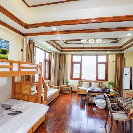 Qisheng Hostel