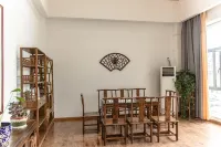 Sheng Bang Hotel - parking