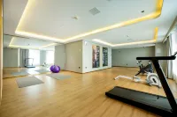 Manlu · Intercontinental Hotel (Xuchang Caowei Ancient City Pang Donglai Times Square) - Gym