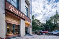TYue Hotel