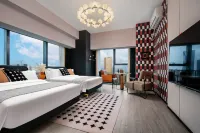 Orange Spark Hotel (Changsha Wuyi Square IFS International Financial Center Branch) Hotels near Zifeng Park