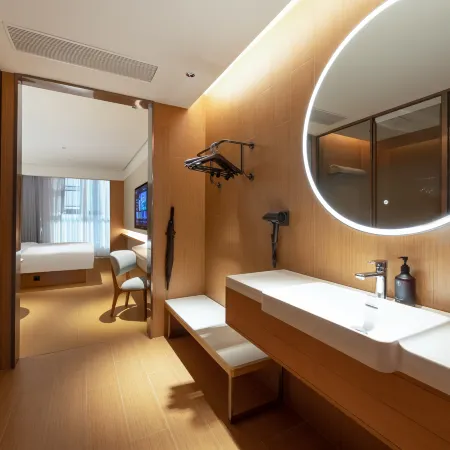 JI Hotel (Funan Baihuodalou) Hotels in Funan