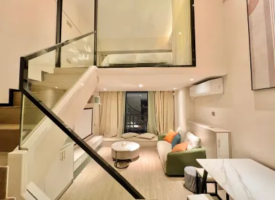 Yimu · Light Luxury Cinema Apartment (Langhu County Branch)