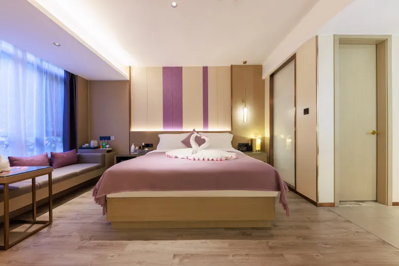 Lavande Hotel (Shenzhen Futian Convention and Exhibition Center Fumin Metro Station Branch)