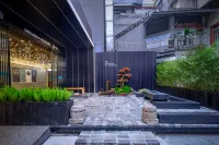 Snag Lemon Hotel(Mianyang High speed Railway Station Foreign Language School Store)