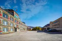 Basu Hilton Hotel - parking
