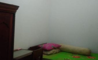 Kost 48 Surabaya