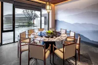 In the Cloud Resort