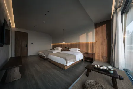 Youjiansu·Star Sky Hot Spring·Linye Qin Pampered Meisu Отели рядом с достопримечательностью «Zhejiang Institute of Technology (Anji Campus)»