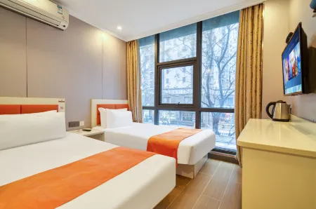 Donghang Hotel (West Square Branch of Hangzhou East Railway Station)