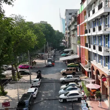 Ago Hotel Chinatown Отели рядом с достопримечательностью «Пирс Си-Пхрая»