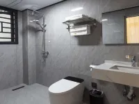 Longhui Shanshuiyao Business Hotel Hotels in Longhui