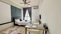 UNA Serviced Apartment by manatidur