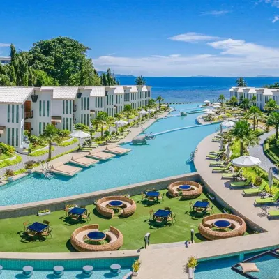 Vannee Golden Sands Beachfront Resort Hotels near Ban Tai