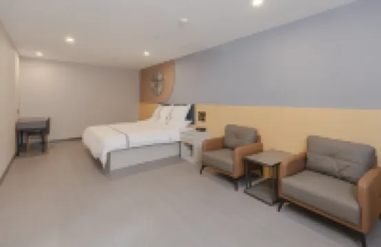 Home UP Huayi Selected Hotel (Tianjin Binhai New Area TEDA MSD Youth Square Branch) Hotels in Tianjin