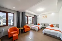 Anji Yanqi Homestay (Tianyuan Lujia Scenic Area)