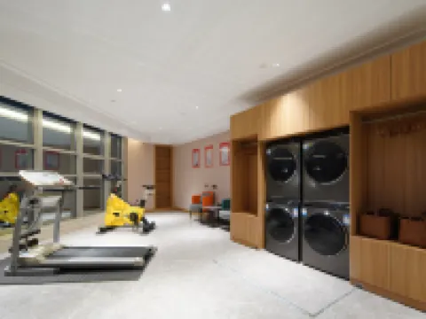 Vienna Hotel (Queshan Longshan Avenue) Hotels in Queshan