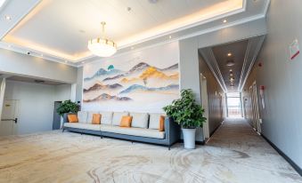 Fairyland Hotel (Tianfu International Airport Luojia)