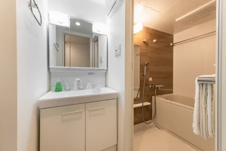 Sanctuary Residence Namba Nihonbashi