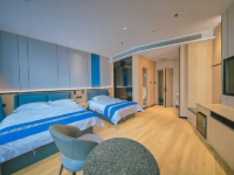 Guomen Zhenxuan Hotel (Yalu River Broken Bridge Railway Station Branch) Hotel a Dandong