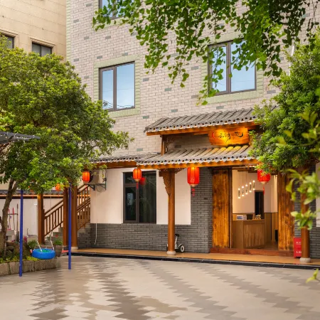 Tonglu Yunshu Xiaoyuan (OMG Heartbeat Paradise Store)