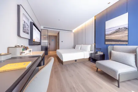 Beijing Chaoyang High speed Railway Station Atour Hotel
