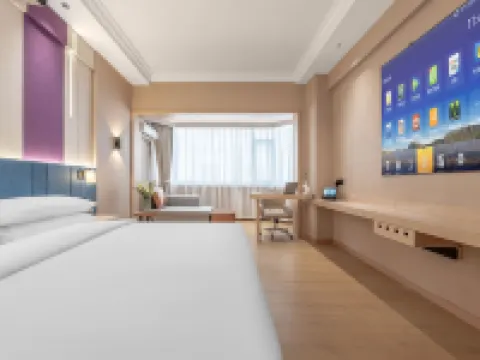 Binchuan Life Hotel (Dali Zhoubinchuan Central No.1 Commercial Pedestrian Street Branch) Hotels in Binchuan