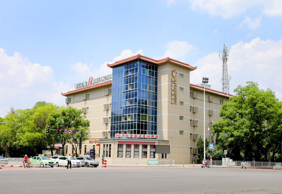 Jinguang Express Hotel (Changzhi Bayi Square)
