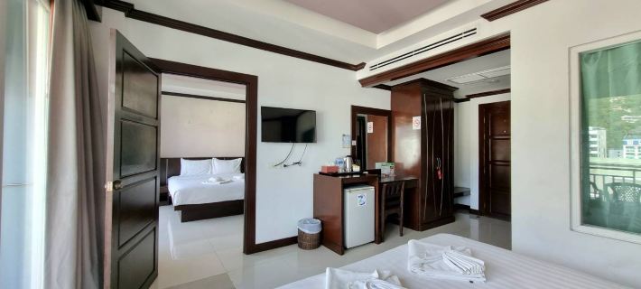 77 Patong Hotel & Spa Hotel di Phuket