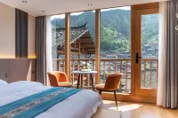 Mountain and View Inn (Xijiang Qianhu Miao Village Museum Shop)