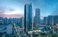 Meiduo Hotel (Nanchang West Railway Station National Sports Center Subway Station) Отели рядом с достопримечательностью «Парк Цзянси Линь»