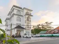Pine View Hotel Dalat Hotels near Ichigo Glamping Dalat