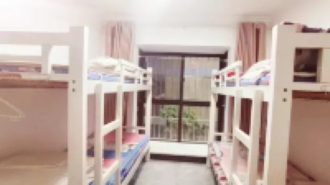 昆明浮生青年旅舍（昆明火車站店）