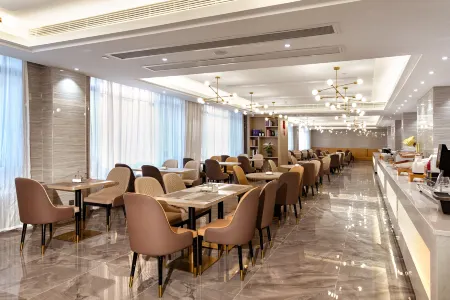 Kyriad Hotel (Shantou Chaoyang Mingrun Plaza) Отели рядом с достопримечательностью «Xiaobeiyan»