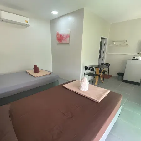 Davy's Cottage Phuket