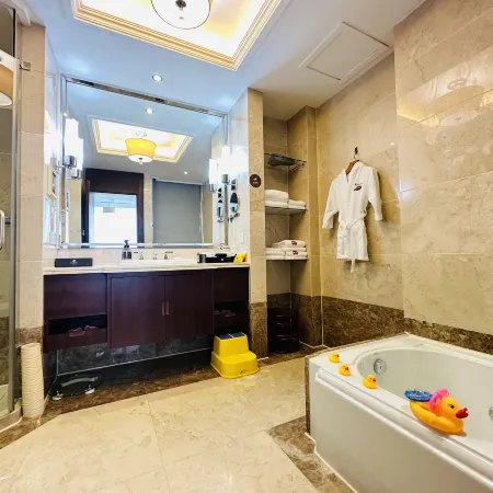Jinghai Hotel Yantai(Golden beach park)
