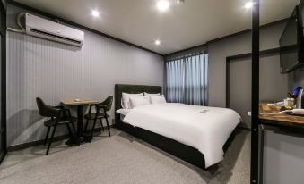 Changwon Jinhae Hotel the Syap