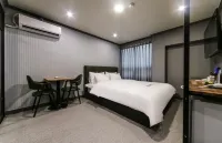 Changwon Jinhae Hotel the Syap