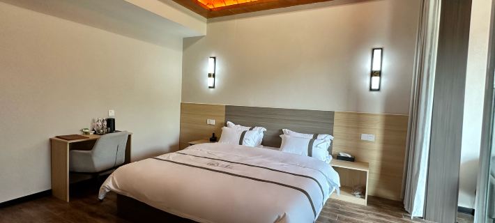 Fei County Yimengshan Homestay Hotel di Provinsi Fei