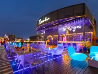 Moose Hotel Nimman Hotels near Infinity Club