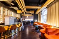 TRIBE Riga City Centre Hotel - Renovated 2026 - بار