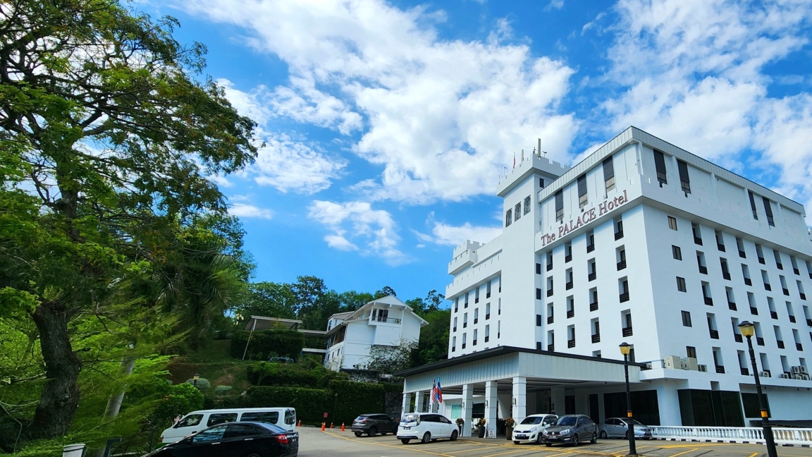 哥打京那巴魯皇宮酒店
