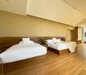 Mujing Yunshang Prairie Homestay (Zoige Western Ranch) - balcony