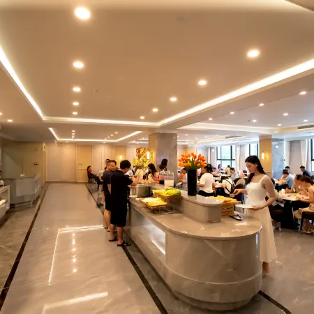 Vienna International Hotel Yangjiang Hailing Island Dajiao Bay Scenic