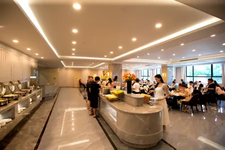 Vienna International Hotel  Yangjiang Hailing Island Dajiao Bay Scenic